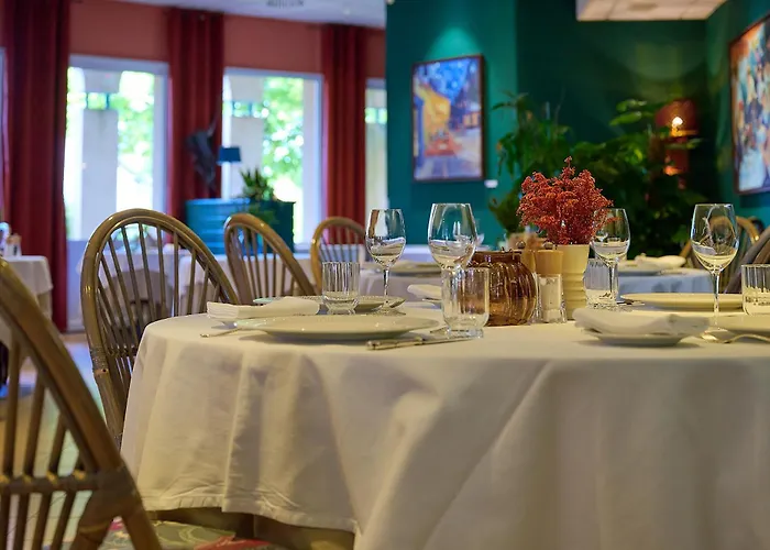 Logis L\'Ermitage Hotel & Restaurant