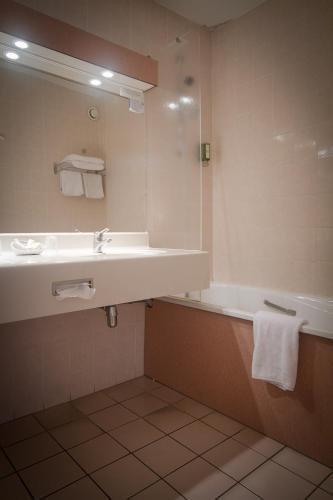 Logis L'ermitage & Restaurant Hotel 3*