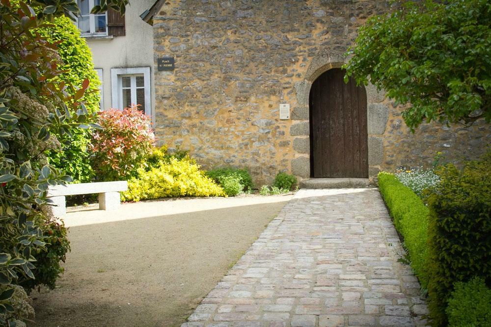 Logis L'ermitage & Restaurant 3* Saulges